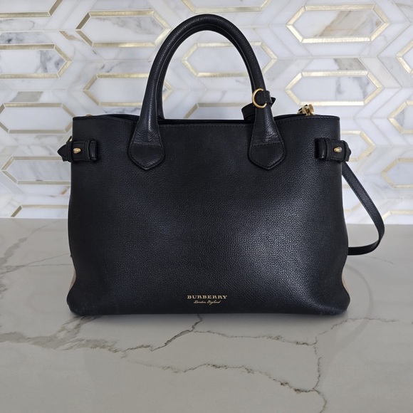 Authentic BURBERRY Derby Calfskin House Check Medium Banner Tote in Black. - Picture 5 of 10